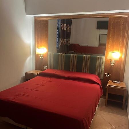 Terminal Guest House 24 Roma Exterior foto