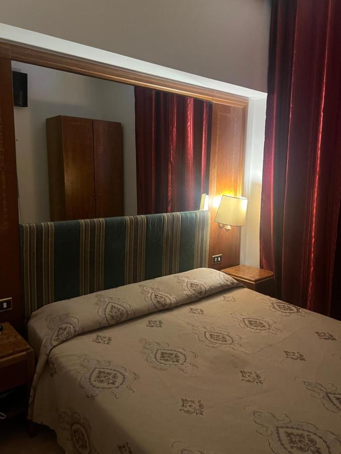 Terminal Guest House 24 Roma Exterior foto